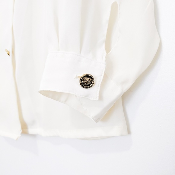 White blouse with gold buttons - Picture 3 of 3